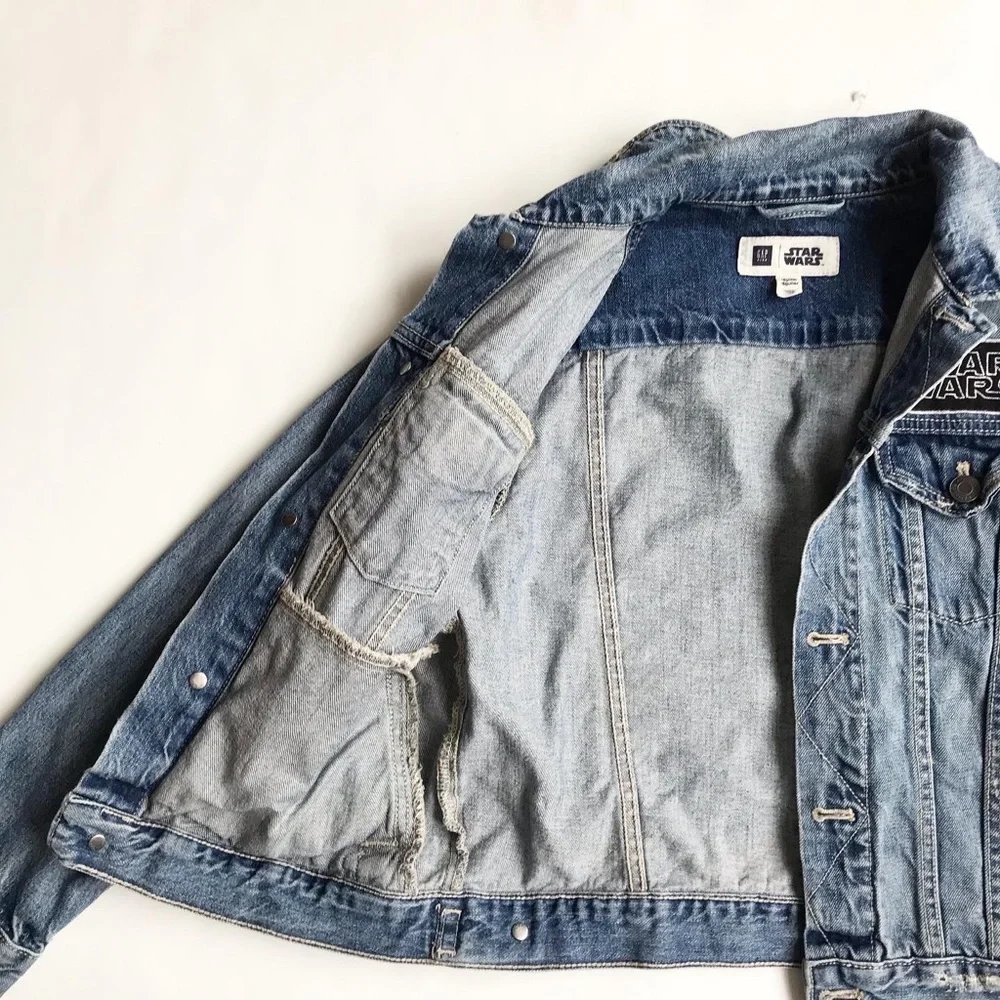 Gap kids x Star Wars distressed denim jean jacket  EUC L(10-11Y)